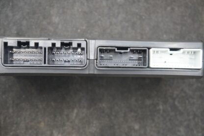 Front Seat Power Control Module LR081330 HY3214D600CB OEM Range Rover L405 2017 - Image 3