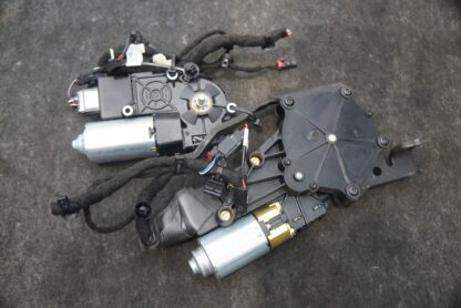 Rear Left Convertible Roof Top Motor Drive 85111802 Chevrolet Corvette C8 2023 - Image 3