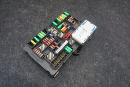 Rear Power Distribution Fuse Junction Box Unit 6992957 Bmw 740 750 G12 2017-19