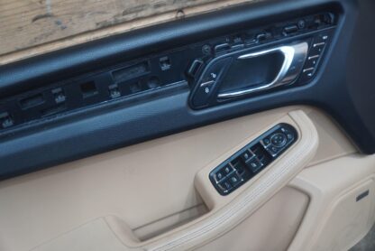 Set 4 Front Rear Interior Door Trim Panel Beige 95b867105at Porsche Macan 2017 - Image 2