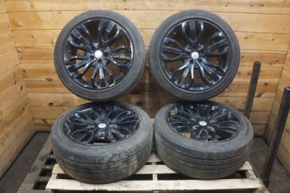 Set Of 4 Wheel Rim Tire 21x9.5 Inch LR045069 Land Range Rover Sport 14-22 *Note