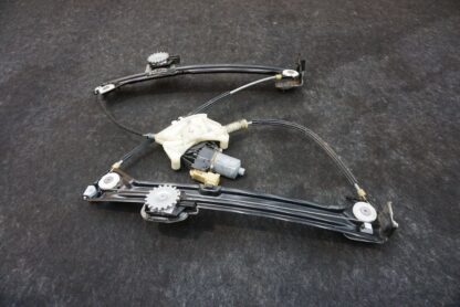 Front Left Door Window Regulator Motor 670102268 Maserati Ghibli M157 2014-17+ - Image 6