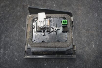 Rear Right Inner Gate Tail Light Lamp LR087275 Land Rover Discovery Sport L550 - Image 3