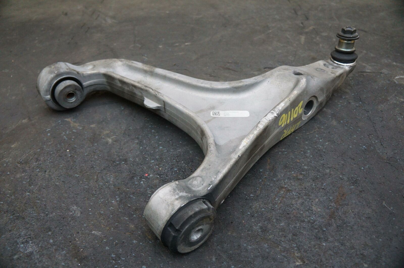 Front Left Lower Control Arm 670107802 06701017580 OEM Maserati Ghibli ...