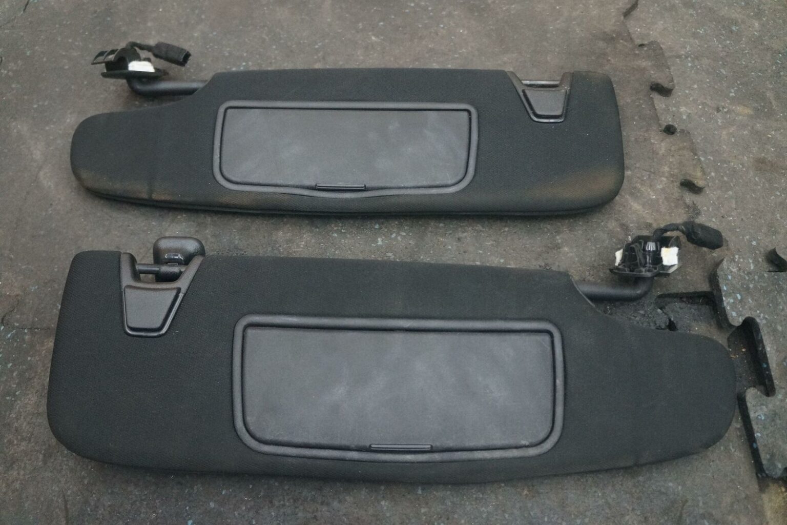 Set 2 Left Right Sun Visor Shade Mirror FR3Z7604105DC OEM Ford Mustang ...