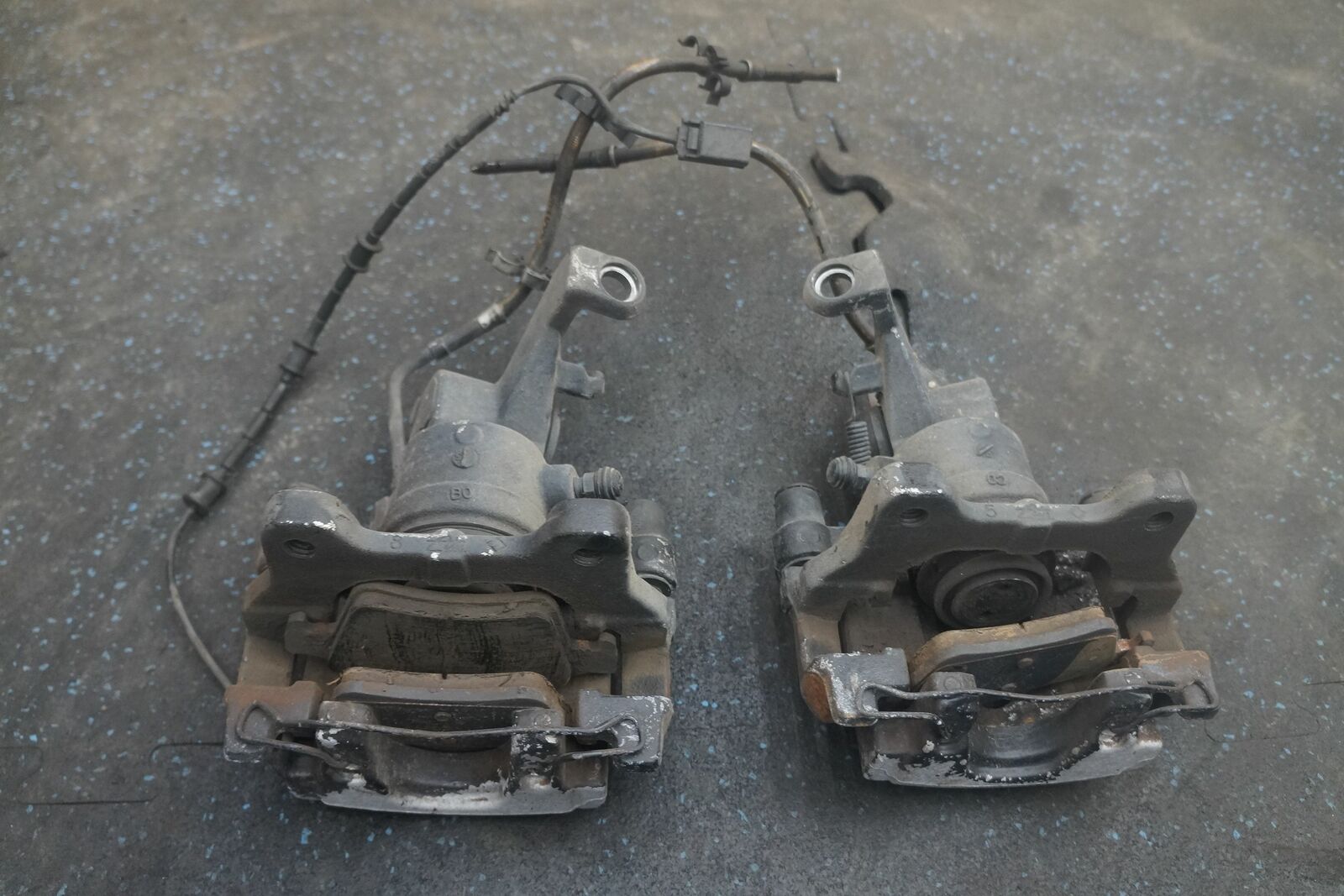 jaguar xf rear brake caliper