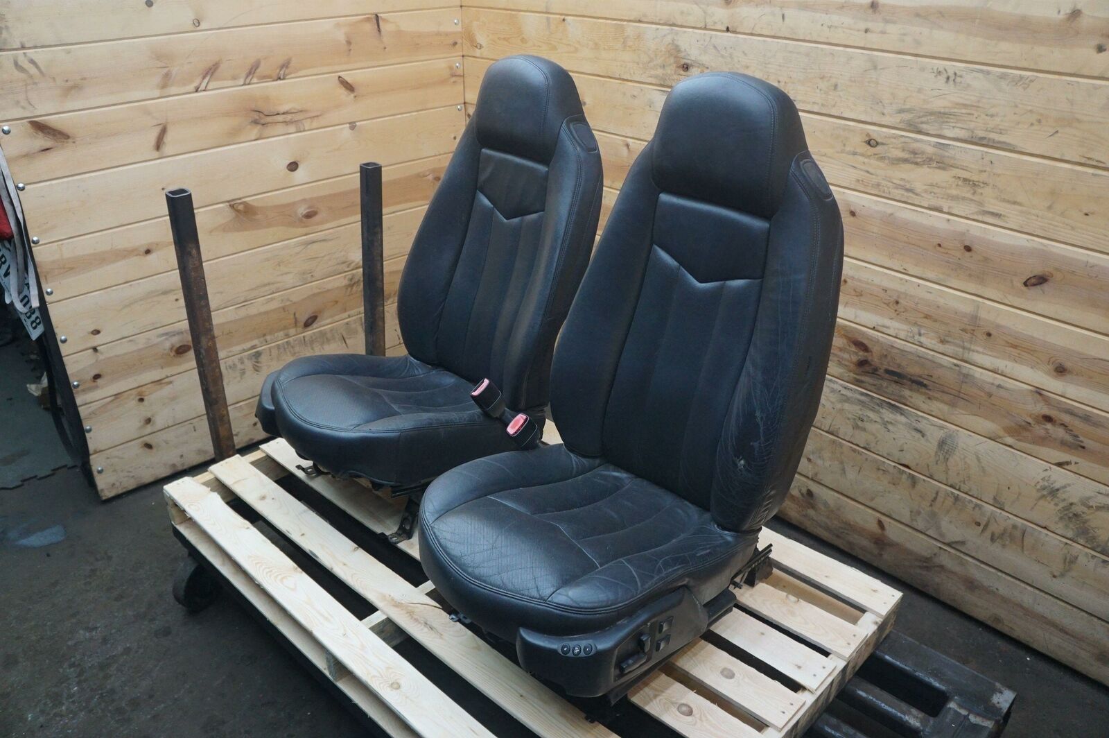 Set of 2 Left Right Driver Passenger Seat Black Leather Cadillac XLR ...