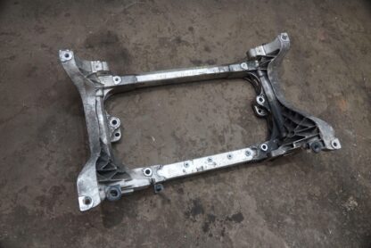 Front Subframe Cradle Crossmember 670003565 Maserati Quattroporte Q4 M156 14-16 - Image 3