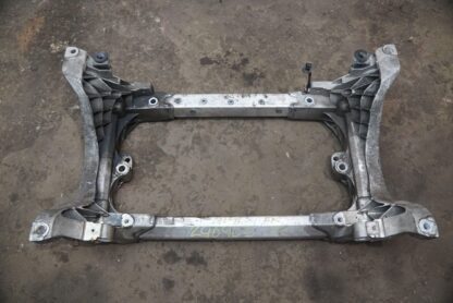 Front Subframe Cradle Crossmember 670003565 Maserati Quattroporte Q4 M156 14-16