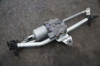 Front Windshield Wiper Motor Linkage 8V1955023C OEM Audi S3 A3 2015-20 RS3