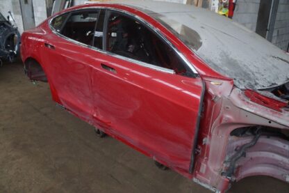 Front Right Door Shell Red (ppmr) OEM 6006622-E0-H Tesla Model S 2012-2020 - Image 4