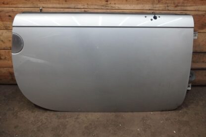 Front Right Passenger Door Shell Silver (67u) 15223565 Cheverolet Ssr 03-06