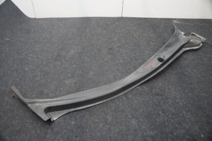 Front Windshield Wiper Cowl Vent Trim Panel 15822873 Chevrolet Corvette C6 05-07