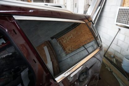 Rear Left Quarter Glass Window LC5Z7829701 Lincoln Aviator Grand Touring 2020-21 - Image 2