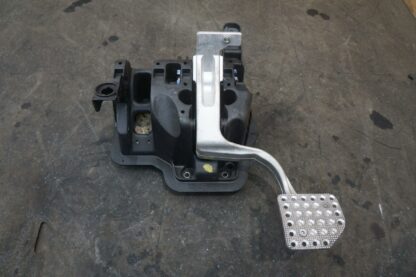 Brake Pedal Assembly OEM 191401 Ferrari California 2008-14 - Image 2