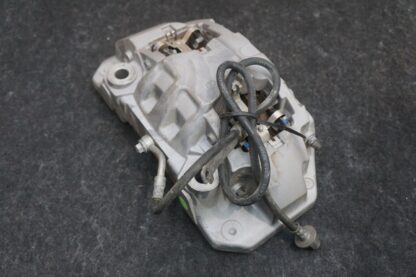 Front Left Driver Side Brake Caliper OEM 1250621-00-D Tesla Cybertruck 2024 - Image 9