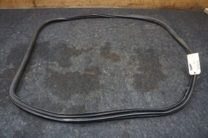 Front Right Door Body Seal Gasket Weather Strip 1807546-00-D Tesla Cybertruck 24