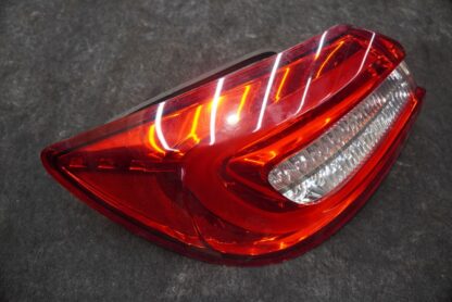 Rear Left Outer Quarter Tail Light Lamp 670005452 Maserati Quattroporte M156 16 - Image 2