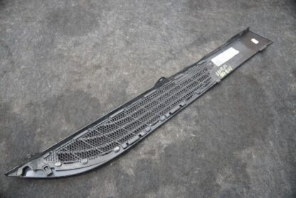 Rear Left Quarter Tail Air Vent Grille Body Trim Panel 51447375137 BMW i8 14-20 - Image 3