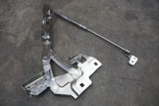 Front Left Hood Bonnet Panel Hinge Strut 31108730 31688415 OEM Polestar 2 2022