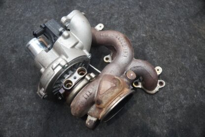 Left Engine Turbo Turbocharger Assembly 297712 OEM Maserati Quattroporte M156 - Image 3