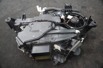 Rear HVAC Heater Box Blower Motor Core Assembly LR072511 Range Rover L405 13-17 - Image 3