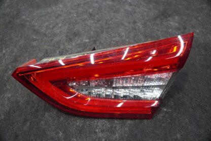 Rear Right Inner Trunk Lid Tail Light Lamp 670009228 Maserati Quattroporte M156