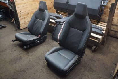 Set Front Driver Passenger & Rear Seat 4098761-T1-A Tesla Cybertruck 2024 *Note - Image 13