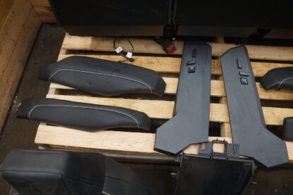 Set Front Driver Passenger & Rear Seat 4098761-T1-A Tesla Cybertruck 2024 *Note - Image 8