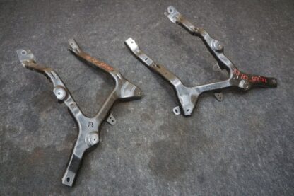 Set Of Rear Left & Right Diffuser Mount Bracket 1807706-00-H Tesla Cybertruck 24