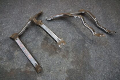 Set Of Rear Left & Right Diffuser Mount Bracket 1807706-00-H Tesla Cybertruck 24 - Image 5