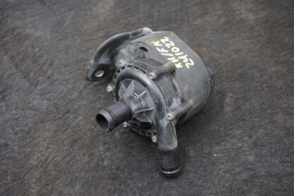 Auxiliary Water Coolant Pump OEM 1035348-00-G Tesla Model X 75D 2016-20 - Image 2