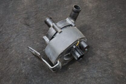 Auxiliary Water Coolant Pump OEM 1035348-00-G Tesla Model X 75D 2016-20 - Image 5