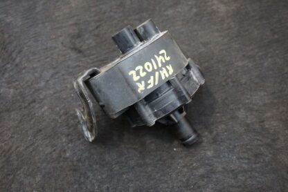 Auxiliary Water Coolant Pump OEM 1035348-00-G Tesla Model X 75D 2016-20 - Image 6