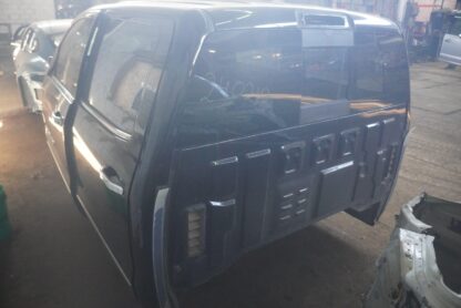 Local Pickup Only! Truck Cab Body Shell GMC Sierra Denali 2500 2019 *Note* - Image 5