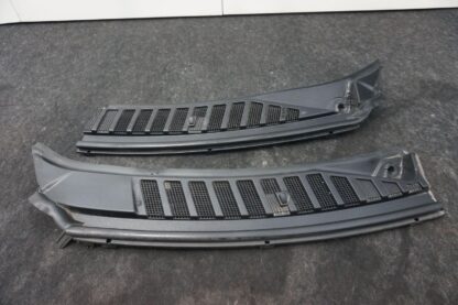 Set Front Windshield Wiper Cowl JL1Z78022A69AB Ford Expedition Limited Max 18-24