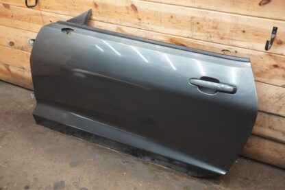 Front Left Driver Door Shell Panel W/ Handle 23286550 Chevrolet Camaro 2016-23 - Image 2