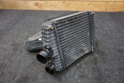 Front Right Intercooler Assembly 670039351 Maserati Quattroporte S 14-17+ *Note