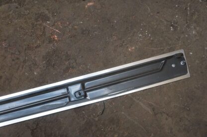 Right Side Exterior Roof Rail Trim OEM 1860490-88-A Tesla Cybertruck 2024 *Note - Image 10