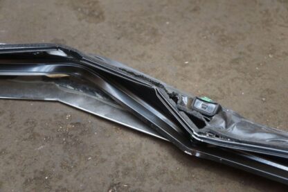 Right Side Exterior Roof Rail Trim OEM 1860490-88-A Tesla Cybertruck 2024 *Note - Image 2