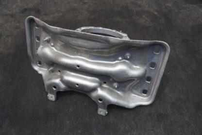 Transmission Gearbox Mount Bracket Crossmember 2132420000 Mercedes C63s C205 19 - Image 3