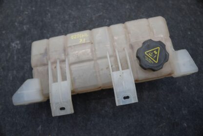 Engine Coolant Recovery Bottle Tank Reservoir 1036124-00-D Tesla Model X 2016 - Image 2