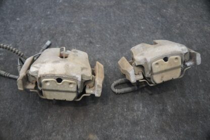 Set 2 Front Brake Caliper & Bracket 34116776783 OEM BMW X5 F15 2014-18 X6 F16 - Image 2