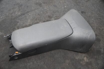 Center Console Armrest Lid Compartment 19179701 Chevrolet Corvette C6 2005-06