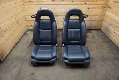 Set Front Driver Passenger Power Heated Leather Bucket Seat Chevrolet SSR 03-06