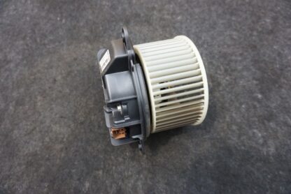 AC Heater Blower Motor Fan Assembly 16468501 Maserati Granturismo M145 2008-19 - Image 2