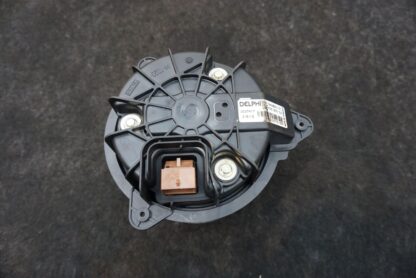 AC Heater Blower Motor Fan Assembly 16468501 Maserati Granturismo M145 2008-19 - Image 7