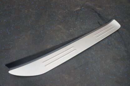 Door Sill Scuff Plate Trim Panel 51477200424 Oem Rolls Royce Ghost Series 2010