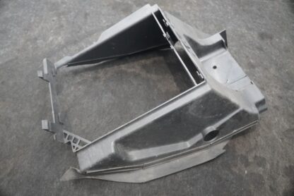 Front Left Radiator Air Deflector Guide Duct LR038054 Range Rover L405 2013-17 - Image 2