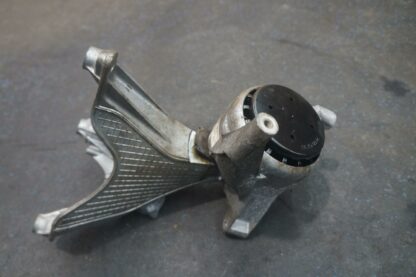 Left Engine Frame Motor Mount Bracket 971199383 Porsche Panamera 971 G2 2017-20
